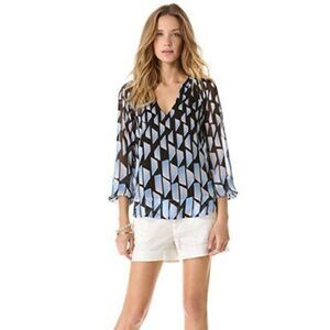 Diane Von Furstenberg Maiko Silk Chiffon V-Neck 3/4 Sleeve Blouse